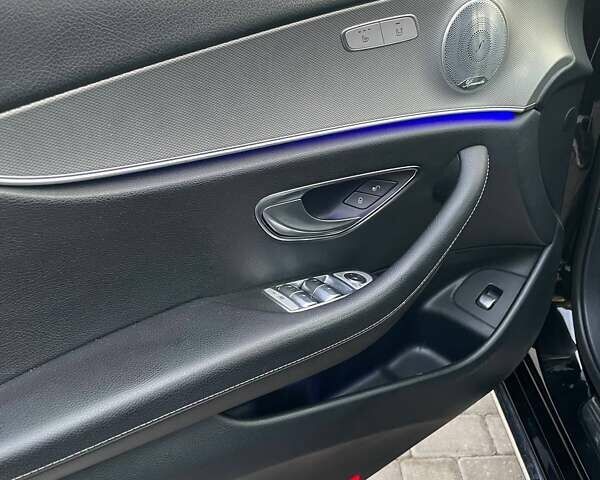 Чорний Мерседес Е-Клас, об'ємом двигуна 1.95 л та пробігом 260 тис. км за 21500 $, фото 21 на Automoto.ua