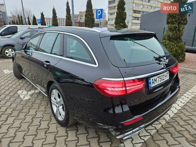 Чорний Мерседес Е-Клас, об'ємом двигуна 1.95 л та пробігом 343 тис. км за 23500 $, фото 9 на Automoto.ua