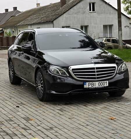 Чорний Мерседес Е-Клас, об'ємом двигуна 1.95 л та пробігом 375 тис. км за 18500 $, фото 17 на Automoto.ua