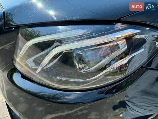 Черный Мерседес Е-Класс, объемом двигателя 1.95 л и пробегом 202 тыс. км за 25500 $, фото 25 на Automoto.ua