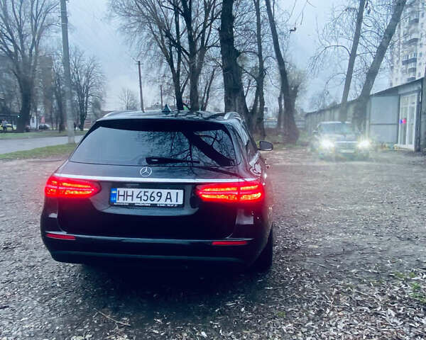 Черный Мерседес Е-Класс, объемом двигателя 1.95 л и пробегом 240 тыс. км за 18500 $, фото 15 на Automoto.ua