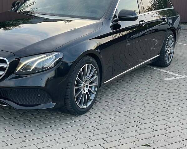 Чорний Мерседес Е-Клас, об'ємом двигуна 1.95 л та пробігом 260 тис. км за 21500 $, фото 3 на Automoto.ua