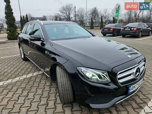 Чорний Мерседес Е-Клас, об'ємом двигуна 1.95 л та пробігом 343 тис. км за 23500 $, фото 1 на Automoto.ua