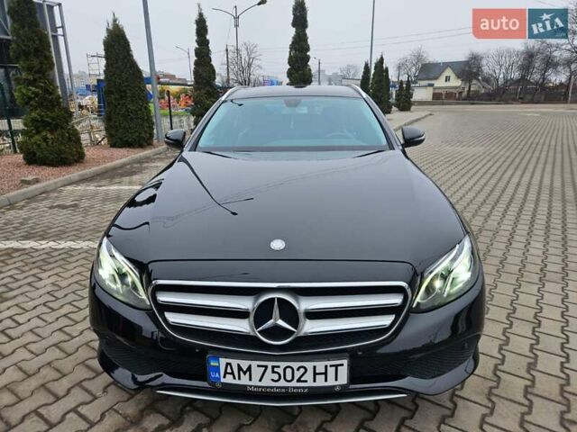 Чорний Мерседес Е-Клас, об'ємом двигуна 1.95 л та пробігом 343 тис. км за 23500 $, фото 2 на Automoto.ua