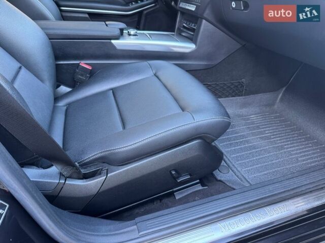 Черный Мерседес Е-Класс, объемом двигателя 2.14 л и пробегом 293 тыс. км за 15800 $, фото 51 на Automoto.ua