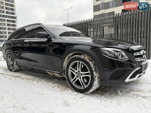 Черный Мерседес Е-Класс, объемом двигателя 1.95 л и пробегом 123 тыс. км за 35400 $, фото 48 на Automoto.ua