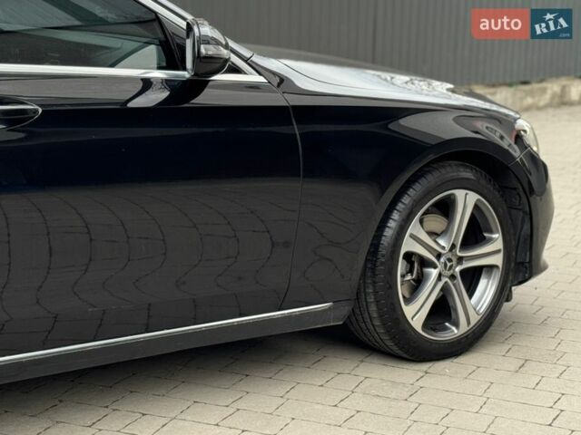 Черный Мерседес Е-Класс, объемом двигателя 1.95 л и пробегом 397 тыс. км за 21500 $, фото 7 на Automoto.ua