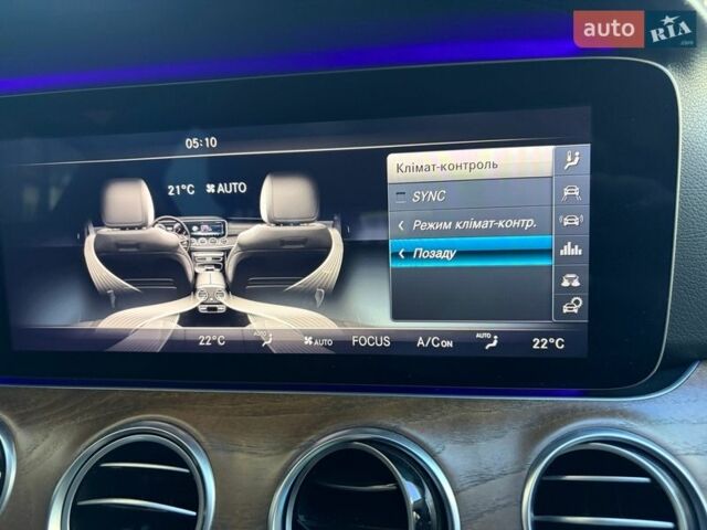 Черный Мерседес Е-Класс, объемом двигателя 1.95 л и пробегом 126 тыс. км за 35300 $, фото 32 на Automoto.ua