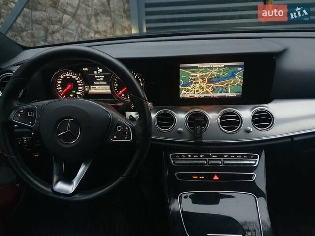 Чорний Мерседес Е-Клас, об'ємом двигуна 1.95 л та пробігом 364 тис. км за 19700 $, фото 10 на Automoto.ua