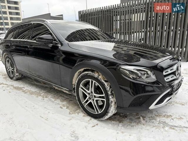 Черный Мерседес Е-Класс, объемом двигателя 1.95 л и пробегом 123 тыс. км за 35400 $, фото 49 на Automoto.ua