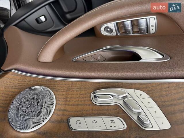 Черный Мерседес Е-Класс, объемом двигателя 1.95 л и пробегом 123 тыс. км за 35400 $, фото 38 на Automoto.ua