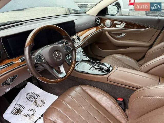 Черный Мерседес Е-Класс, объемом двигателя 2.99 л и пробегом 93 тыс. км за 18600 $, фото 12 на Automoto.ua