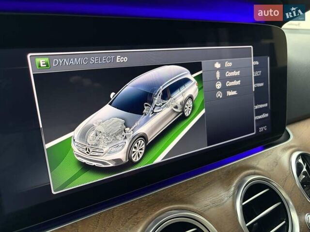 Черный Мерседес Е-Класс, объемом двигателя 1.95 л и пробегом 123 тыс. км за 35400 $, фото 23 на Automoto.ua