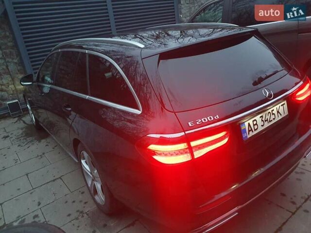 Чорний Мерседес Е-Клас, об'ємом двигуна 1.95 л та пробігом 364 тис. км за 19700 $, фото 17 на Automoto.ua