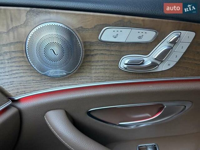Черный Мерседес Е-Класс, объемом двигателя 2.2 л и пробегом 124 тыс. км за 35300 $, фото 40 на Automoto.ua