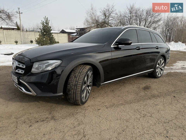 Чорний Мерседес Е-Клас, об'ємом двигуна 1.95 л та пробігом 240 тис. км за 29900 $, фото 8 на Automoto.ua