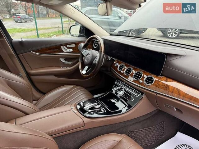 Черный Мерседес Е-Класс, объемом двигателя 2.99 л и пробегом 93 тыс. км за 18600 $, фото 8 на Automoto.ua