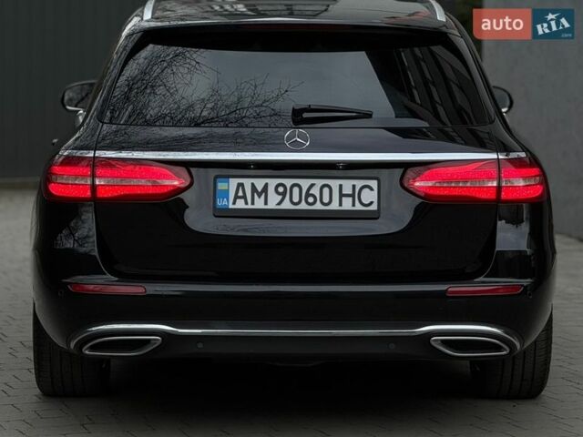 Черный Мерседес Е-Класс, объемом двигателя 1.95 л и пробегом 397 тыс. км за 21500 $, фото 17 на Automoto.ua