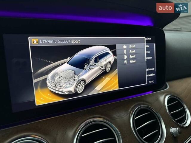 Чорний Мерседес Е-Клас, об'ємом двигуна 2.2 л та пробігом 120 тис. км за 35200 $, фото 52 на Automoto.ua