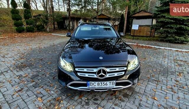 Черный Мерседес Е-Класс, объемом двигателя 1.95 л и пробегом 268 тыс. км за 29950 $, фото 17 на Automoto.ua