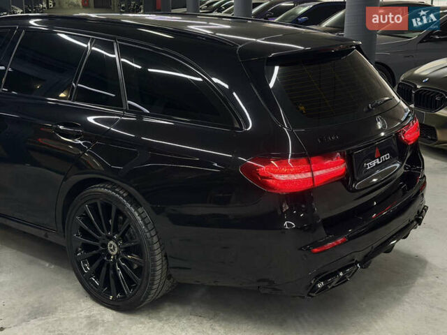 Черный Мерседес Е-Класс, объемом двигателя 1.95 л и пробегом 400 тыс. км за 19900 $, фото 11 на Automoto.ua