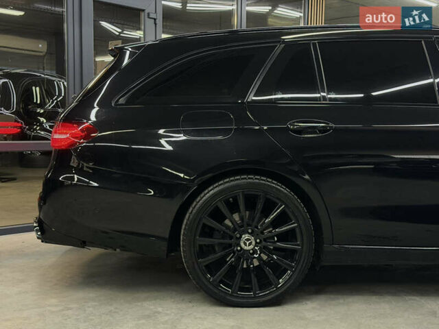 Черный Мерседес Е-Класс, объемом двигателя 1.95 л и пробегом 400 тыс. км за 19900 $, фото 17 на Automoto.ua