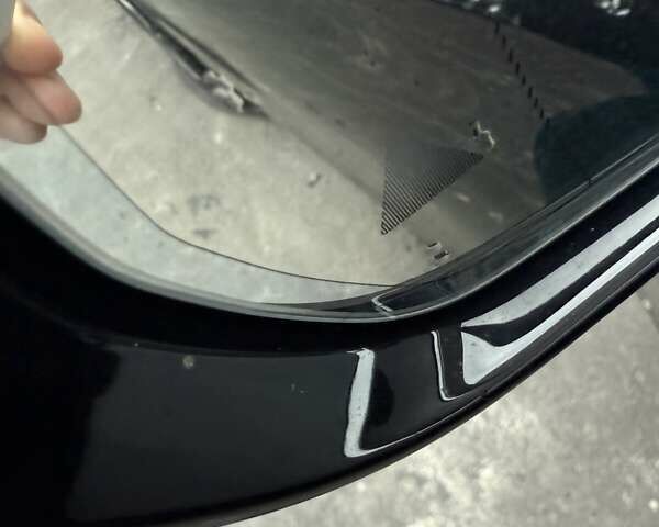 Чорний Мерседес Е-Клас, об'ємом двигуна 2.2 л та пробігом 120 тис. км за 35200 $, фото 19 на Automoto.ua