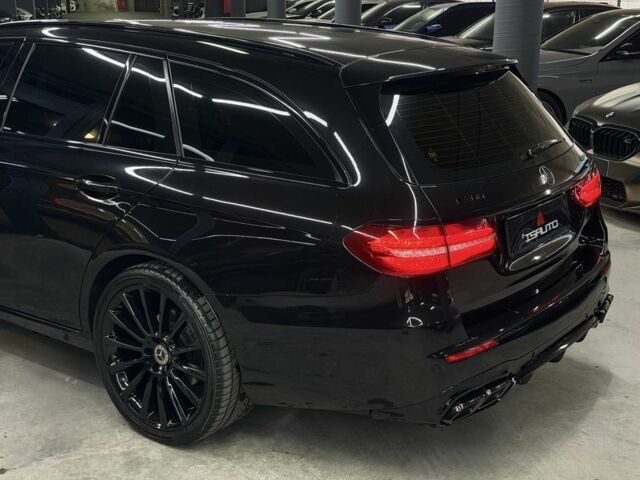 Черный Мерседес Е-Класс, объемом двигателя 2.1 л и пробегом 177 тыс. км за 19900 $, фото 13 на Automoto.ua