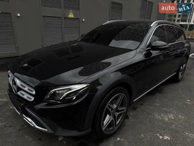 Чорний Мерседес Е-Клас, об'ємом двигуна 2.2 л та пробігом 120 тис. км за 35200 $, фото 8 на Automoto.ua