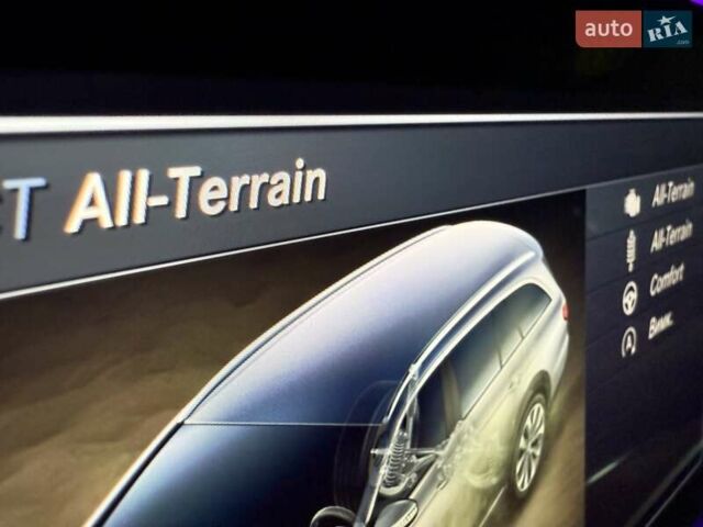 Чорний Мерседес Е-Клас, об'ємом двигуна 2.2 л та пробігом 120 тис. км за 35200 $, фото 49 на Automoto.ua