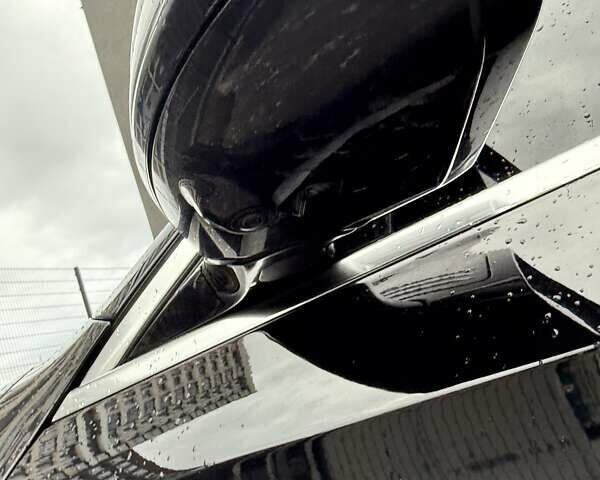 Чорний Мерседес Е-Клас, об'ємом двигуна 2.2 л та пробігом 120 тис. км за 35200 $, фото 2 на Automoto.ua