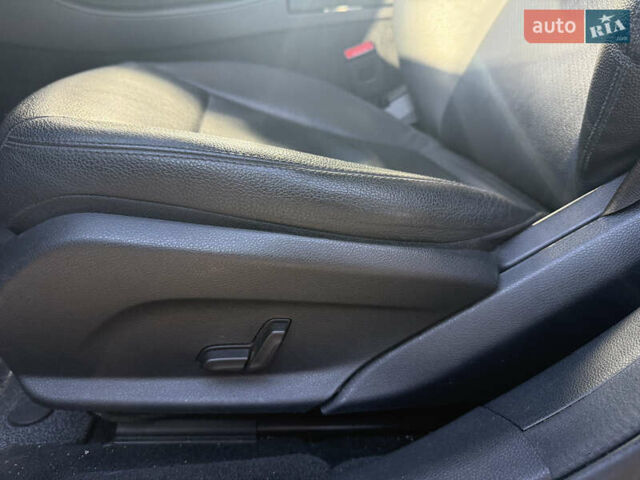 Чорний Мерседес Е-Клас, об'ємом двигуна 1.95 л та пробігом 305 тис. км за 20300 $, фото 5 на Automoto.ua