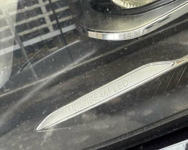 Чорний Мерседес Е-Клас, об'ємом двигуна 2.2 л та пробігом 120 тис. км за 35200 $, фото 18 на Automoto.ua