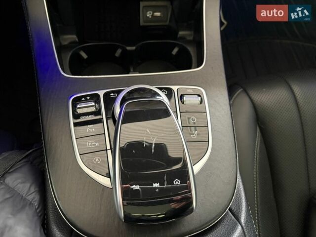 Чорний Мерседес Е-Клас, об'ємом двигуна 3 л та пробігом 99 тис. км за 28500 $, фото 34 на Automoto.ua