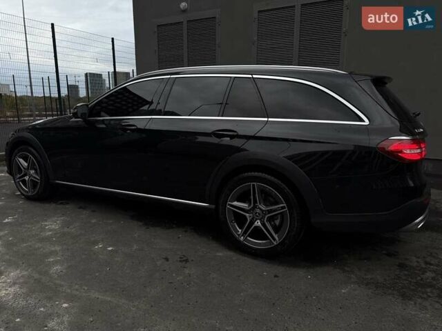 Чорний Мерседес Е-Клас, об'ємом двигуна 2.2 л та пробігом 120 тис. км за 35200 $, фото 14 на Automoto.ua