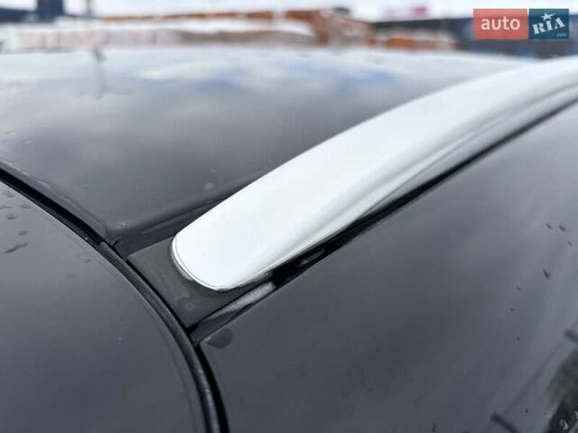 Чорний Мерседес Е-Клас, об'ємом двигуна 1.95 л та пробігом 125 тис. км за 33930 $, фото 9 на Automoto.ua