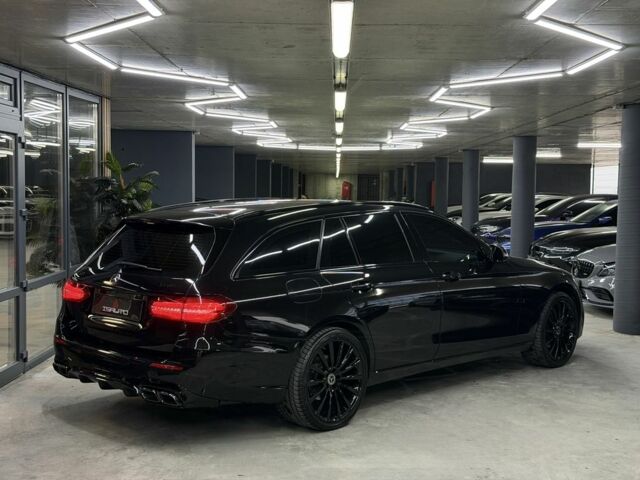 Черный Мерседес Е-Класс, объемом двигателя 2.1 л и пробегом 177 тыс. км за 19900 $, фото 8 на Automoto.ua