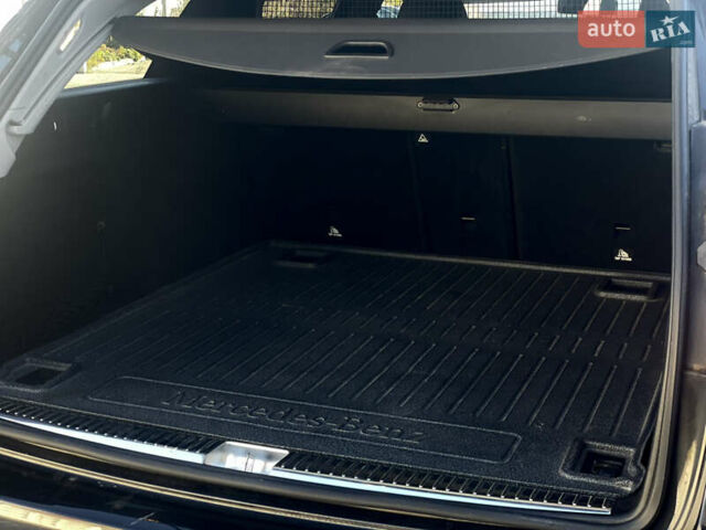 Черный Мерседес Е-Класс, объемом двигателя 1.95 л и пробегом 300 тыс. км за 22199 $, фото 46 на Automoto.ua