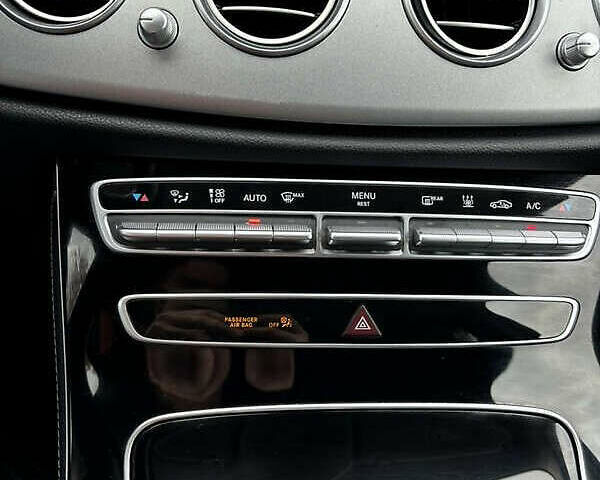 Чорний Мерседес Е-Клас, об'ємом двигуна 1.95 л та пробігом 343 тис. км за 27500 $, фото 23 на Automoto.ua