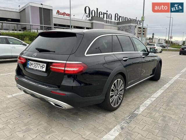 Черный Мерседес Е-Класс, объемом двигателя 2.9 л и пробегом 195 тыс. км за 37000 $, фото 7 на Automoto.ua