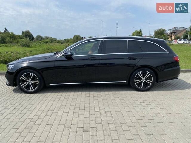 Черный Мерседес Е-Класс, объемом двигателя 1.95 л и пробегом 79 тыс. км за 26999 $, фото 1 на Automoto.ua