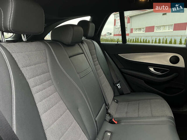 Мерседес Е-Класс 2019 в Луцке на Automoto.ua Черный Мерседес Е-Класс, объемом двигателя 2 л и пробегом 225 тыс. км за 31900 $, фото 9 на Automoto.ua