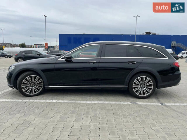 Черный Мерседес Е-Класс, объемом двигателя 2.9 л и пробегом 195 тыс. км за 37000 $, фото 3 на Automoto.ua