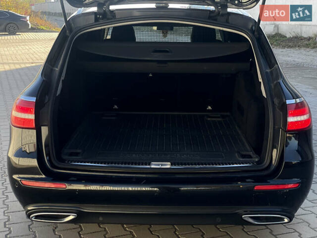 Черный Мерседес Е-Класс, объемом двигателя 1.95 л и пробегом 300 тыс. км за 22199 $, фото 44 на Automoto.ua