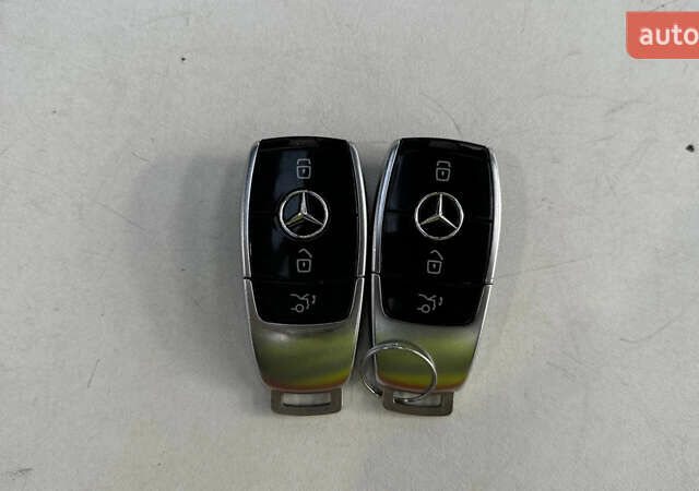 Черный Мерседес Е-Класс, объемом двигателя 2.9 л и пробегом 195 тыс. км за 37000 $, фото 22 на Automoto.ua