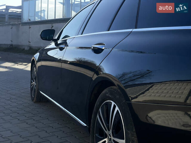 Черный Мерседес Е-Класс, объемом двигателя 1.95 л и пробегом 300 тыс. км за 22199 $, фото 24 на Automoto.ua