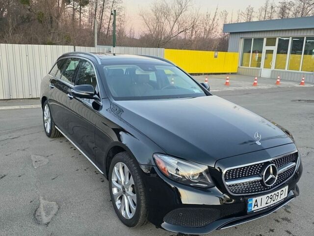 Чорний Мерседес Е-Клас, об'ємом двигуна 3 л та пробігом 32 тис. км за 33999 $, фото 1 на Automoto.ua