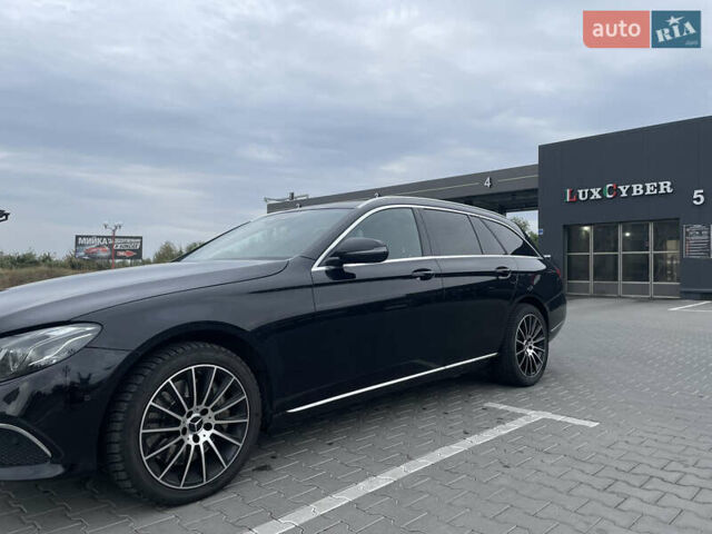 Черный Мерседес Е-Класс, объемом двигателя 2.93 л и пробегом 190 тыс. км за 36500 $, фото 5 на Automoto.ua