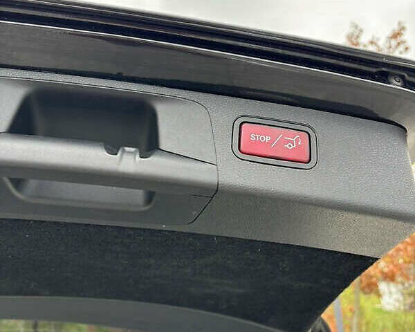 Чорний Мерседес Е-Клас, об'ємом двигуна 1.95 л та пробігом 343 тис. км за 27500 $, фото 8 на Automoto.ua