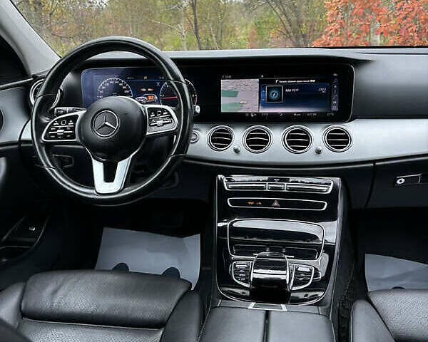 Чорний Мерседес Е-Клас, об'ємом двигуна 1.95 л та пробігом 343 тис. км за 27500 $, фото 15 на Automoto.ua